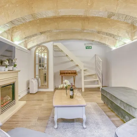 Appartamento Modern Oasis Near Mdina With Rooftop Pool & View