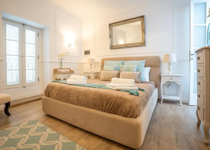 Modern Oasis Near Mdina With Rooftop Pool & View Appartamento