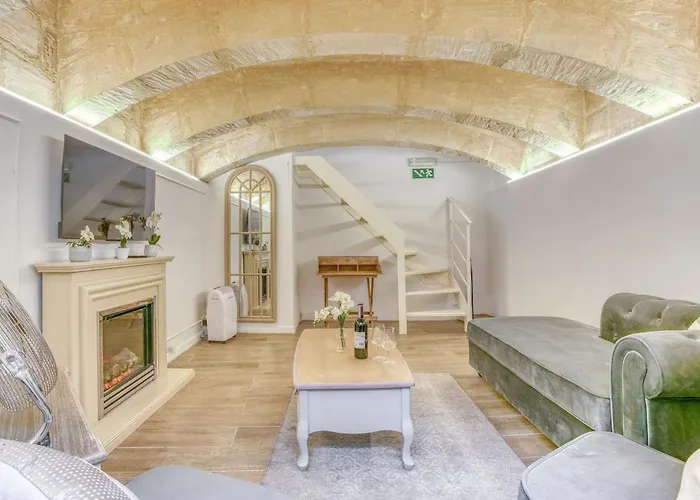 Appartamento Modern Oasis Near Mdina With Rooftop Pool & View