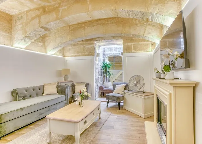 Appartamento Modern Oasis Near Mdina With Rooftop Pool & View *