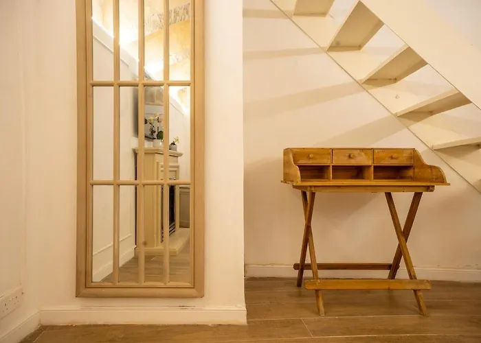 Modern Oasis Near Mdina With Rooftop Pool & View Appartamento *