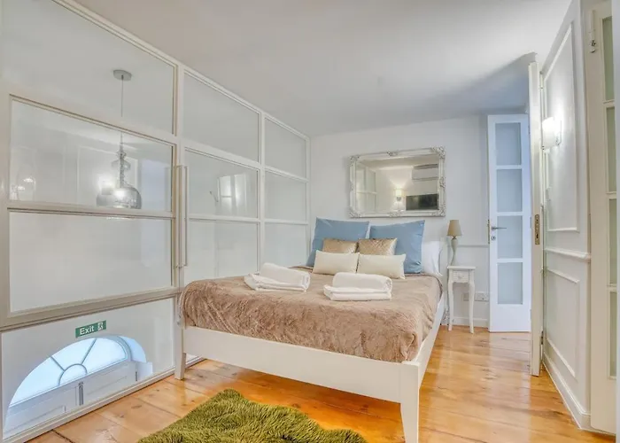 Modern Oasis Near Mdina With Rooftop Pool & View * Rabat