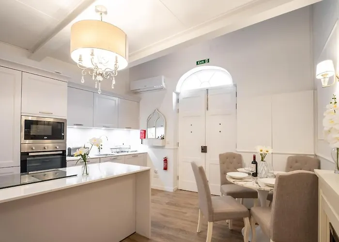 Apartment Modern Oasis Near Mdina With Rooftop Pool & View