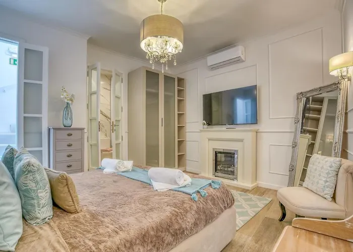 Modern Oasis Near Mdina With Rooftop Pool & View * Rabat