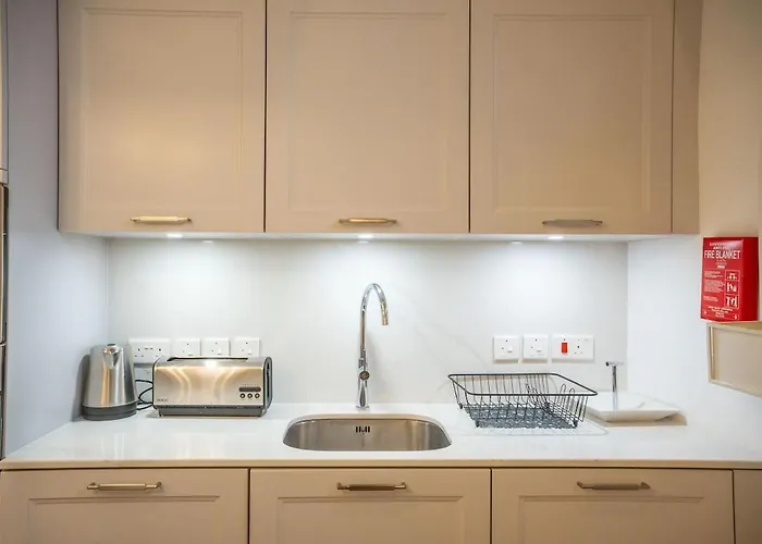 Modern Oasis Near Mdina With Rooftop Pool & View Apartment Rabat